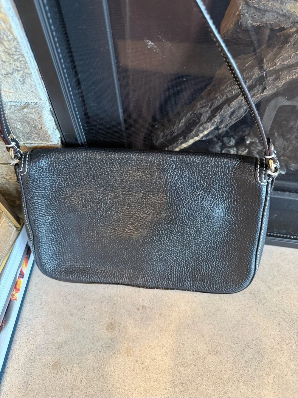 Kate Spade Shoulder Bag - Classic Pebbled Design